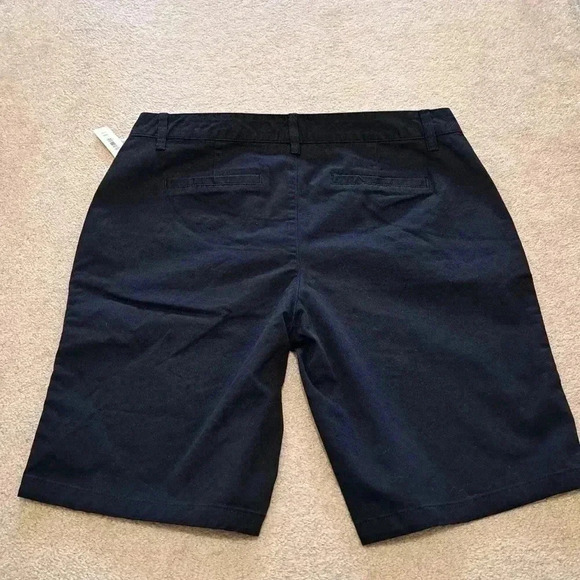 New Ladies Bermuda Shorts | 2 pairs | Size 10 | Black Beige  | Amazon Essentials - Picture 11 of 14